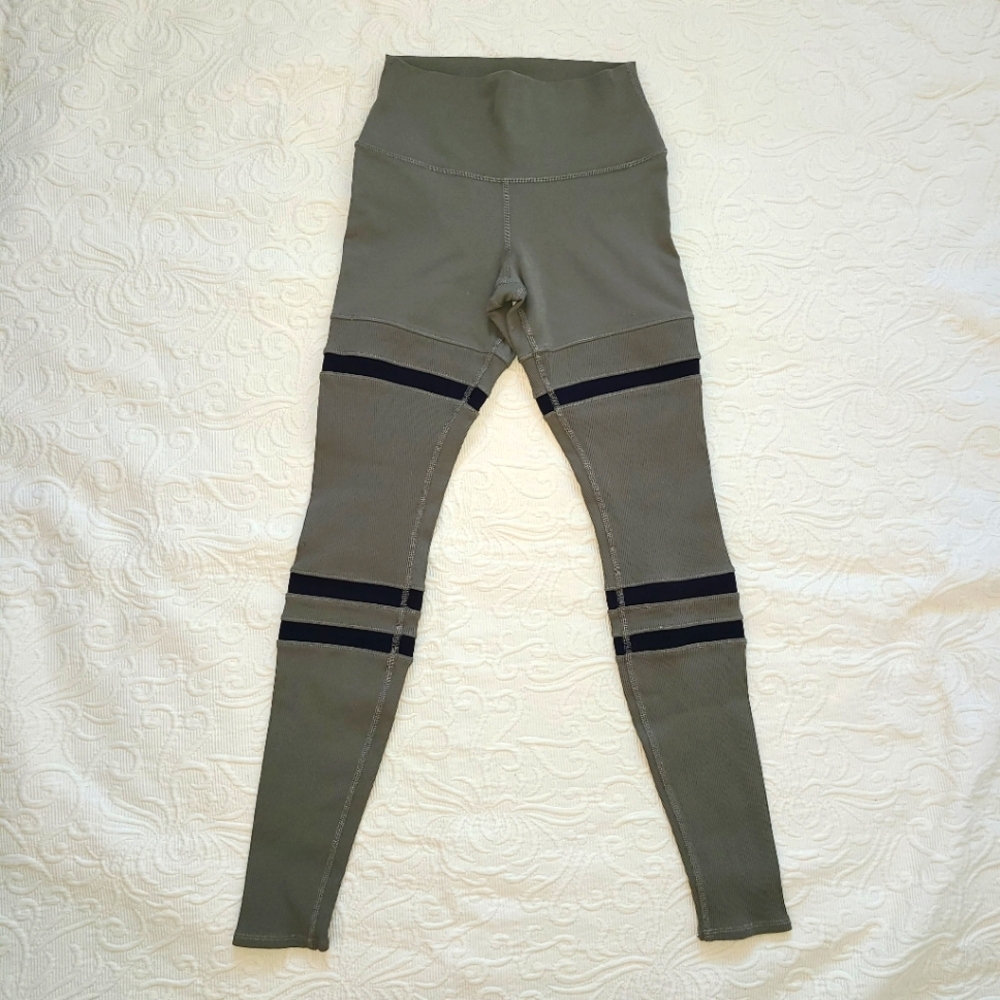 Alo Yoga Leggings